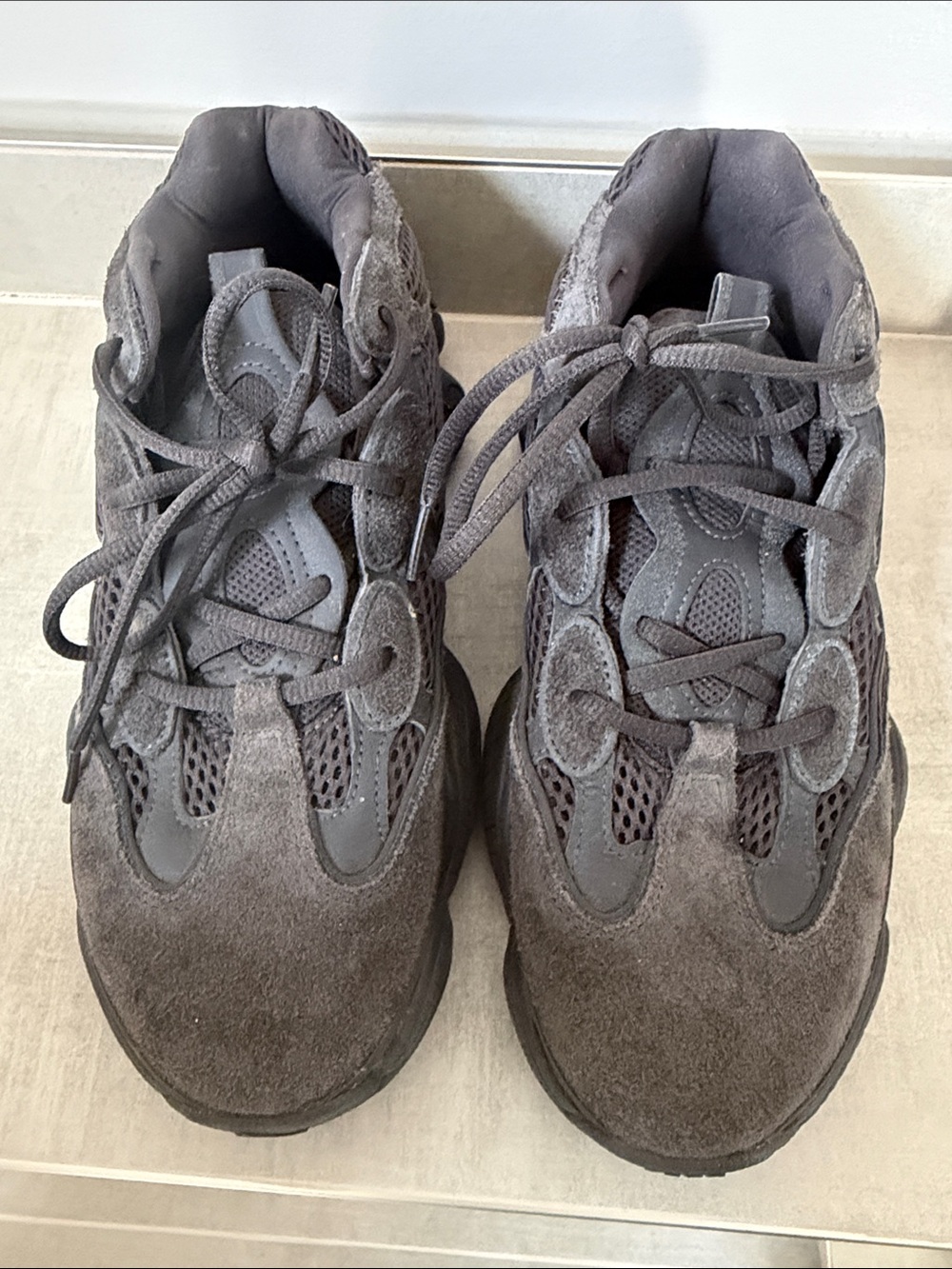 Men's Athletic Suede Mesh Sneakers in Charcoal